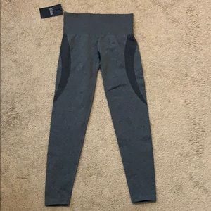 BRAND NEW! NVGTN black speckled seamless leggings